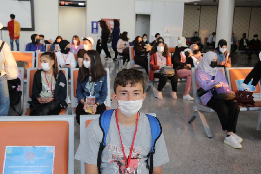 ÖĞRENCİLERE ÇANAKKALE GEZİSİ HEDİYESİ