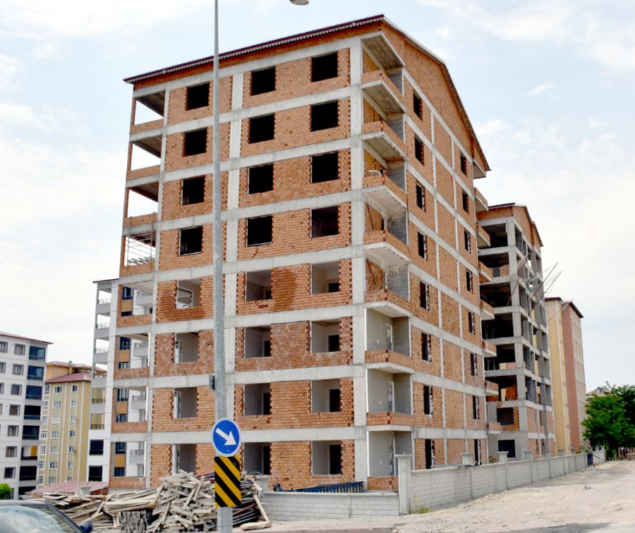 Sivas'ta çalıştığı inşaatın asansör boşluğuna düşen Afgan uyruklu işçi öldü