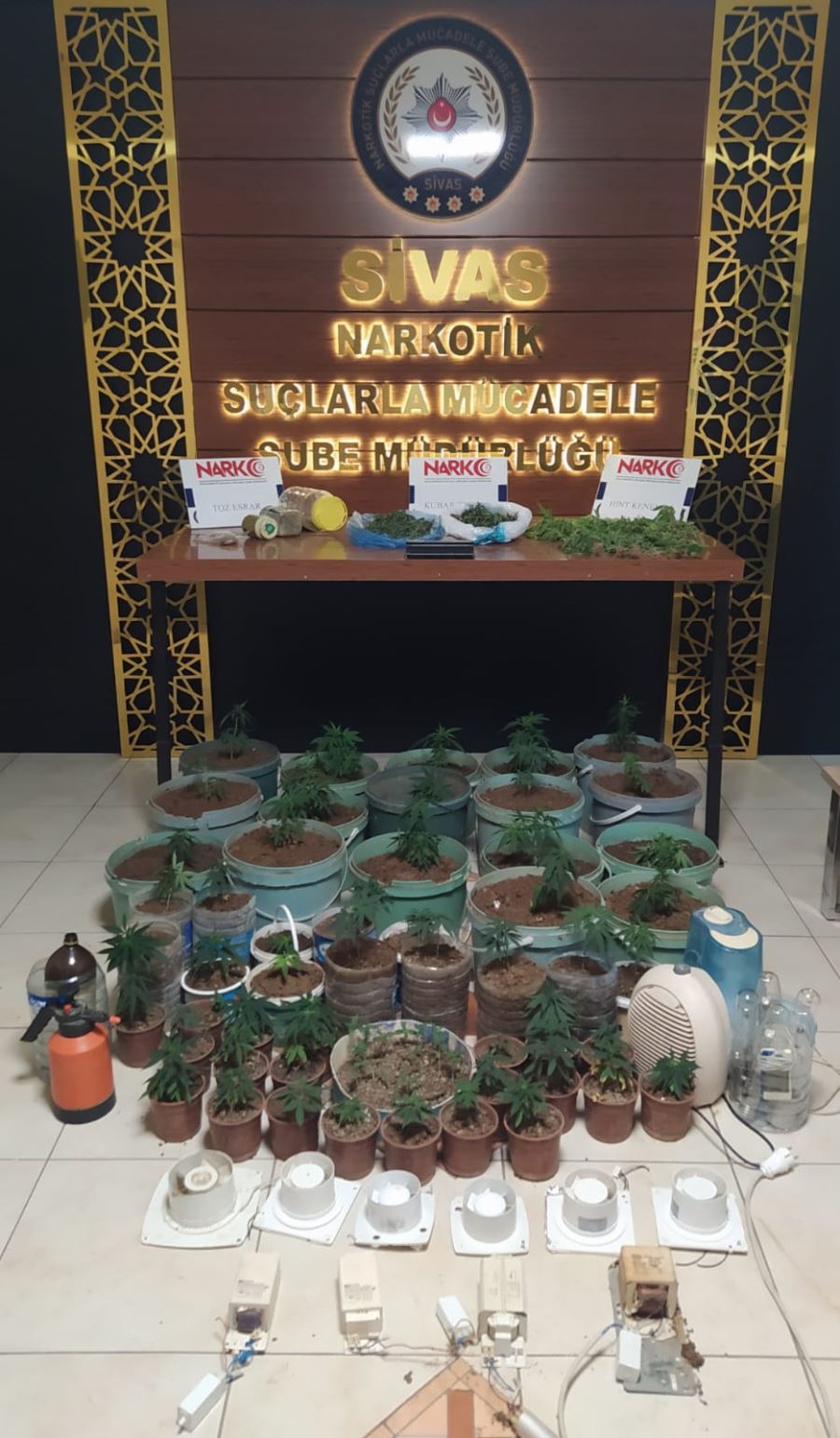 POLİSTEN KAÇAMADILAR