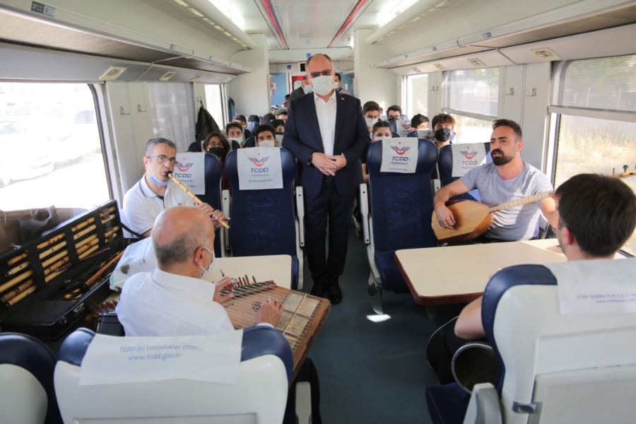 GENÇLERE DOKUNAN PROJELERE DESTEK OLACAĞIZ