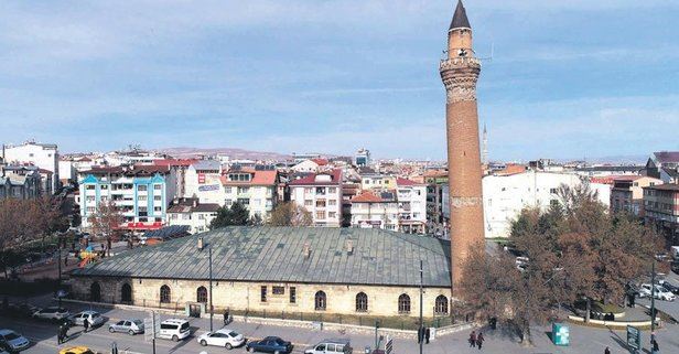 ULU CAMİİ'DE RESTORAN BAŞLIYOR