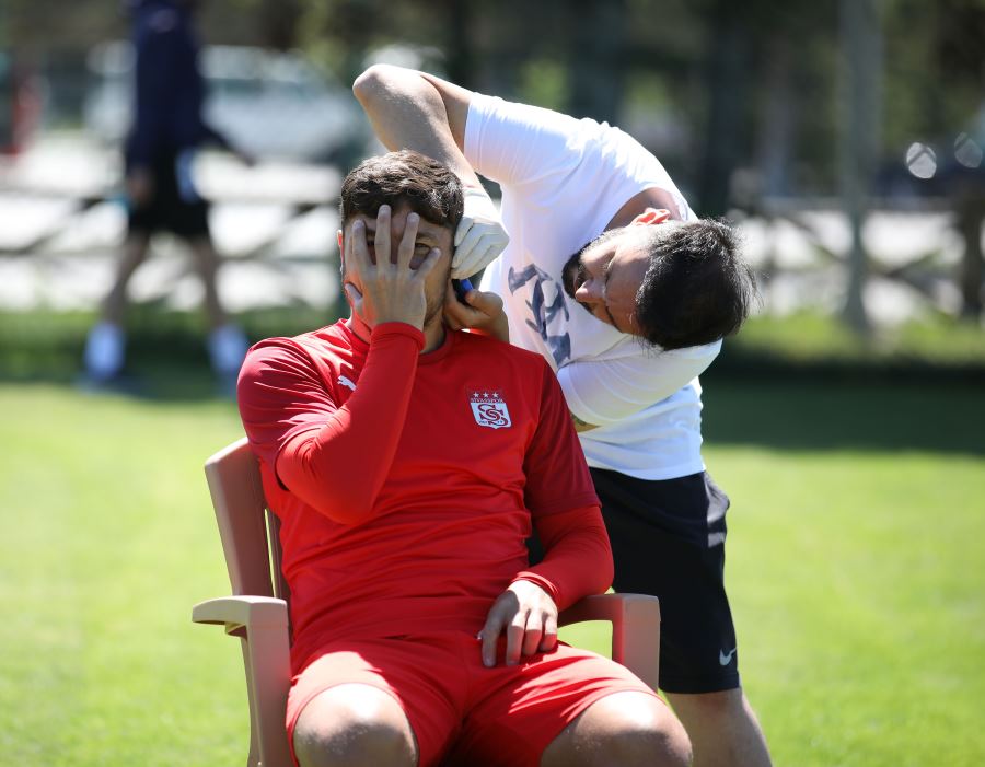 FUTBOLCULAR LAKTAK TESTİNDEN GEÇTİ