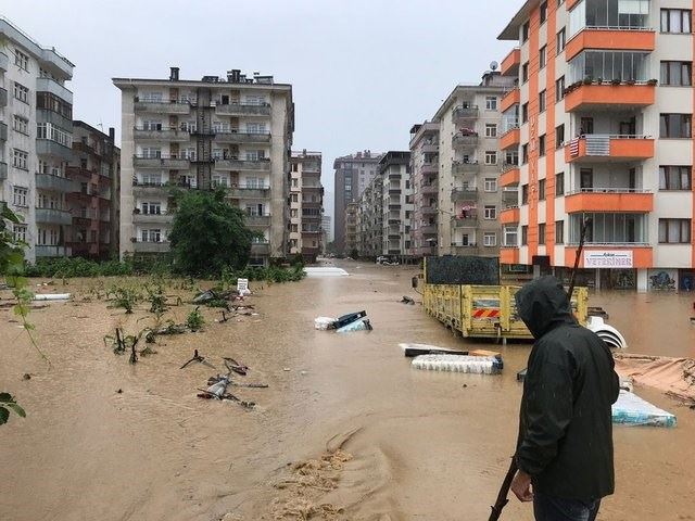 SİVAS AFAD YARALARI SARIYOR