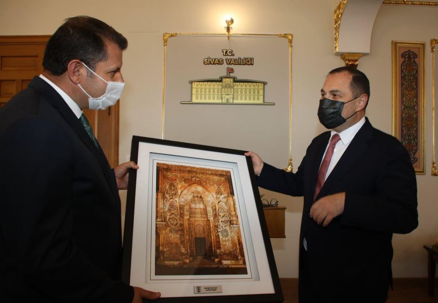 JANJGAVA'DAN VALİ AYHAN'A ZİYARET