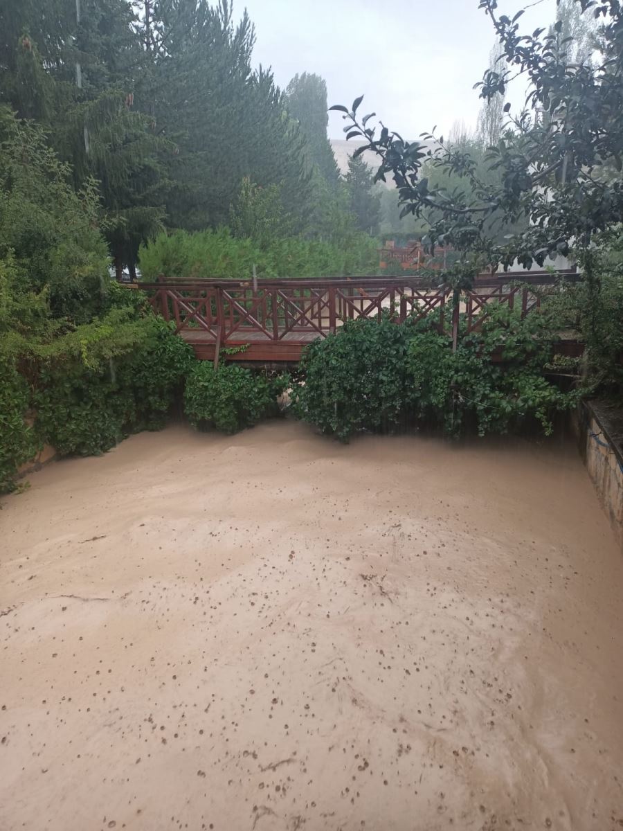 BALIKLI KAPLICA’YI SEL VURDU (VİDEO)