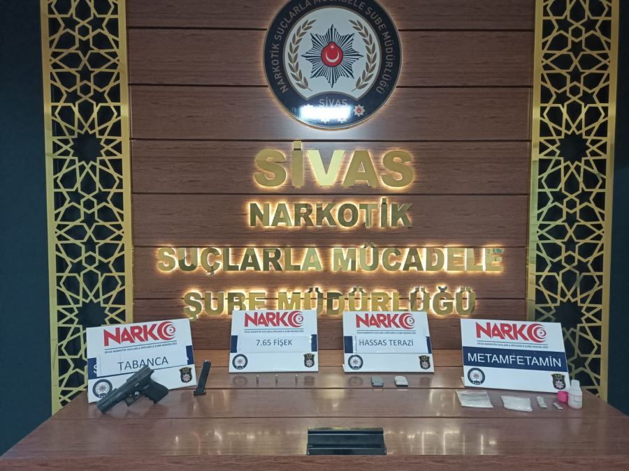 SOKAK SATICILARINA OPERASYON