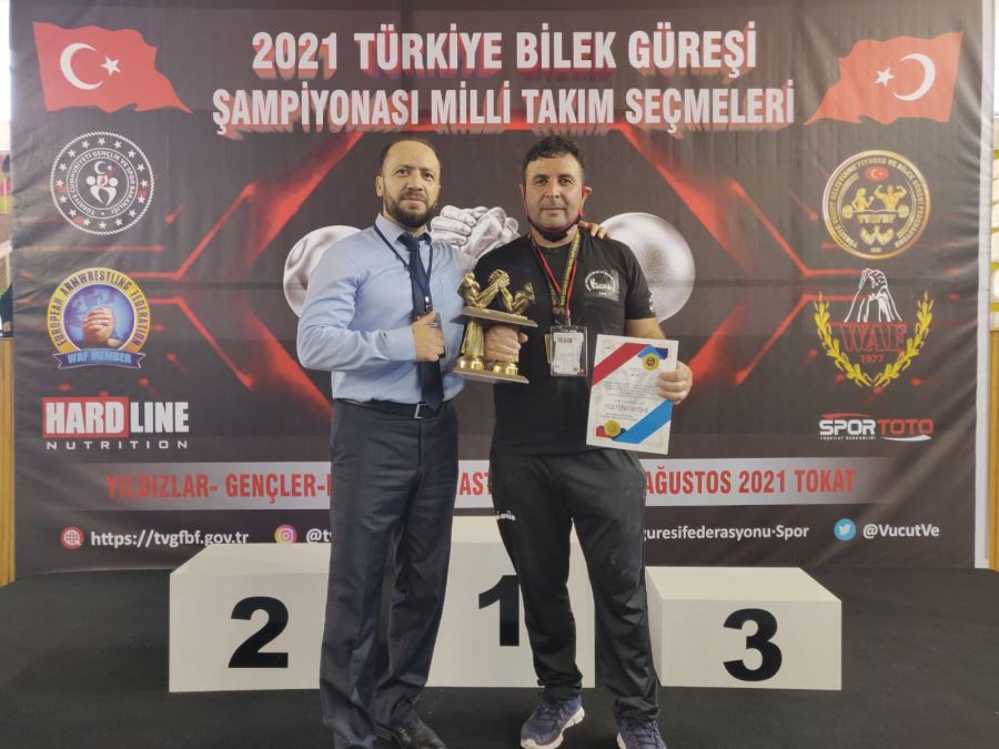 MADALYALARLA  DÖNDÜLER