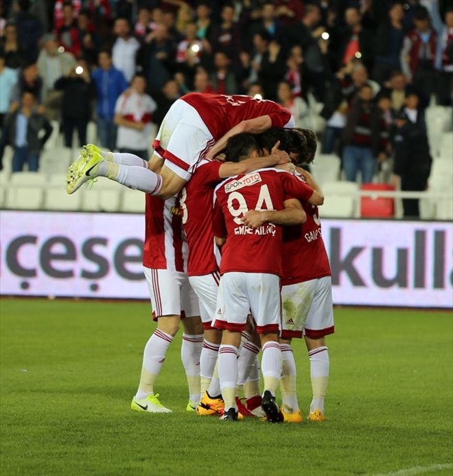 SİVASSPOR 51 GOL ATTI 27 GOL YEDİ