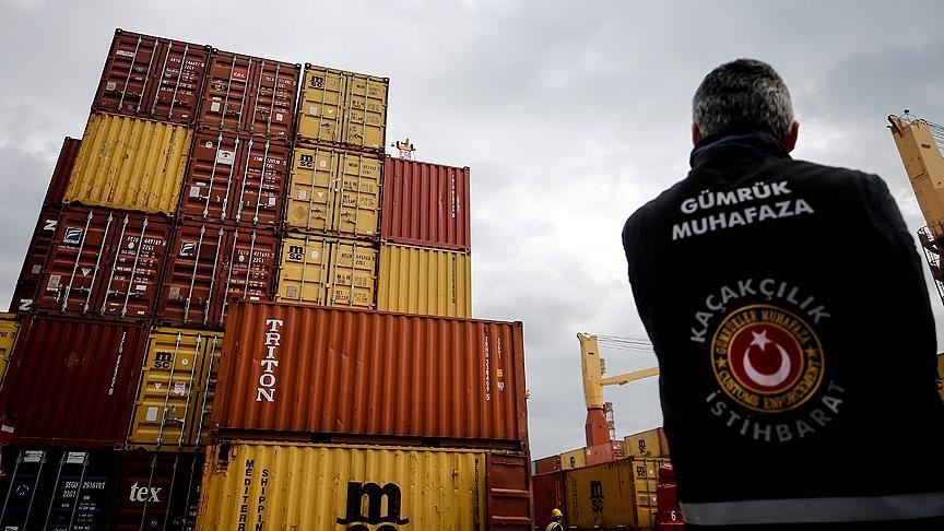 GÜMRÜKTE KAÇAKÇILARA GEÇİT VERİLMEDİ