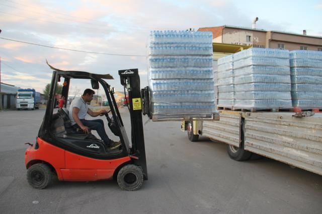 AFETZEDELERE YARDIM GÖNDERİLDİ