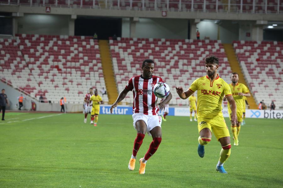 İLK BERABERLİĞİNİ ALDI