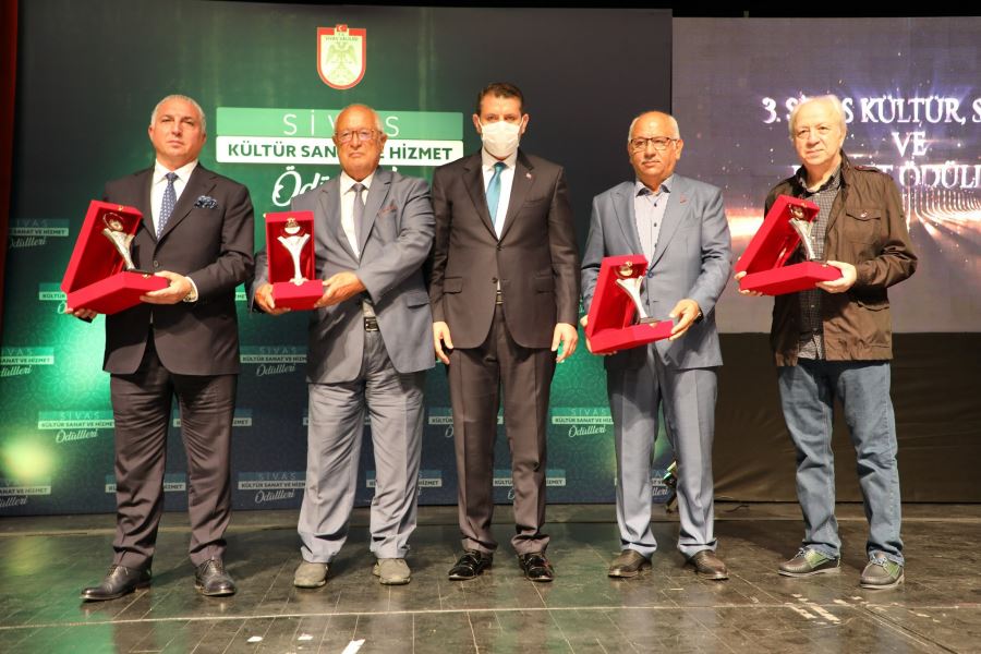 HİZMET EDENLER UNUTULMADI