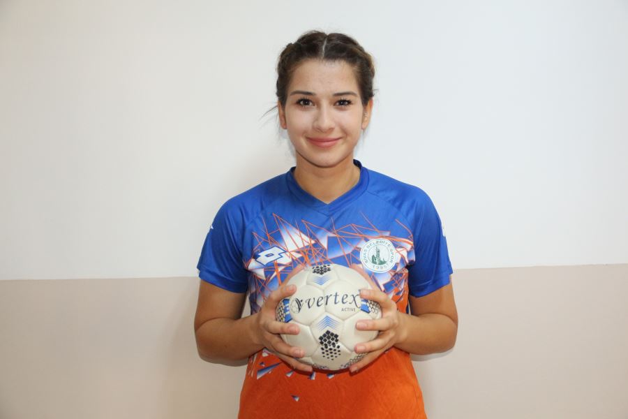 BELEDİYESPOR NAZLI İLE YENİDEN ANLAŞTI