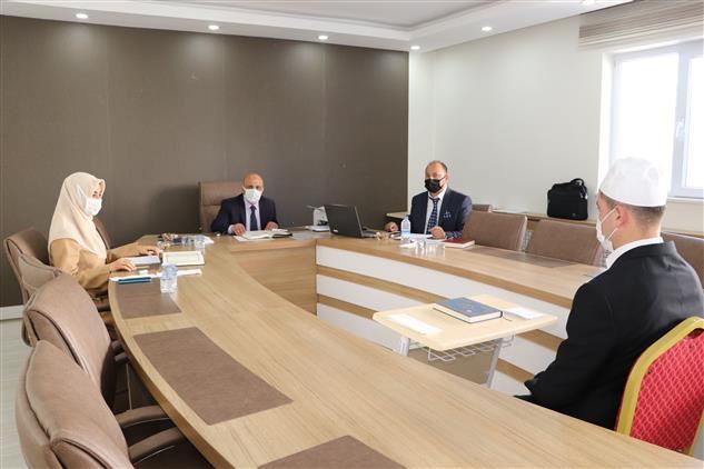 HAFIZ ADAYLARI SINAVDA TER DÖKTÜ