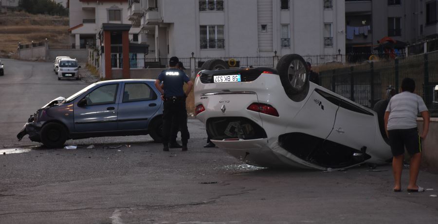 OTOMOBİL TAKLA ATTI: 1 YARALI