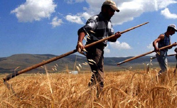 ÇİFTÇİLER BORÇ BATAĞINDA