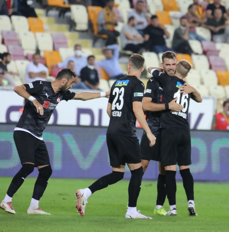 YİĞİDO İLK GALİBİYETİNİ ALDI