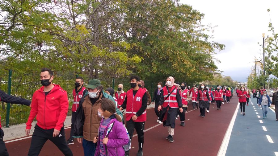 KIZILAY’DAN YÜRÜYÜŞ GÜNÜ ETKİNLİĞİ