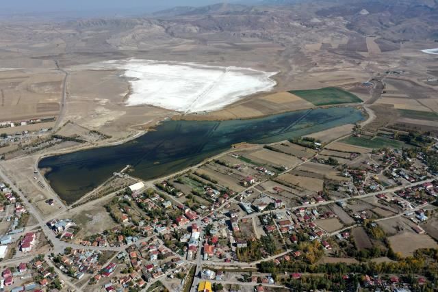 ULAŞ GÖLÜ AYAKKABIYA BENZİYOR