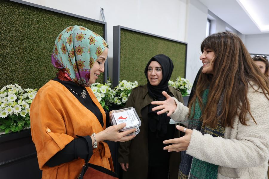 KADIN KOOPERATİFLER ÜRETİYOR