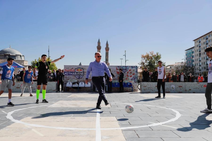 RED BULL TURNUVASI HEYECAN YAŞATTI