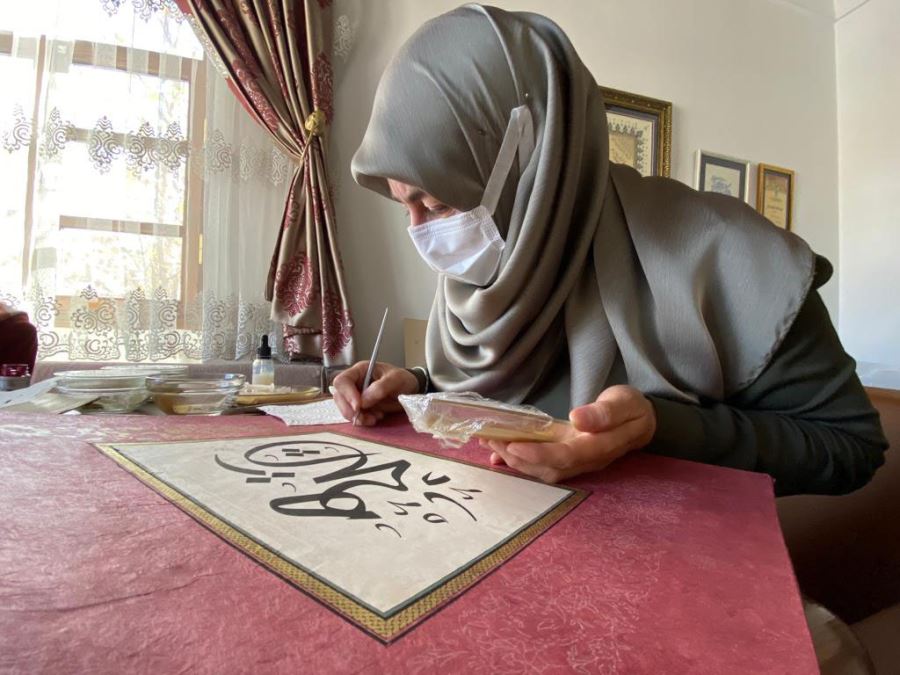 TEZHİP SANATINA KADIN İLGİSİ