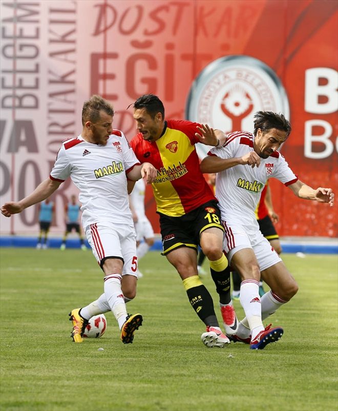 ŞAMPİYON SAVUNMA KALIYOR