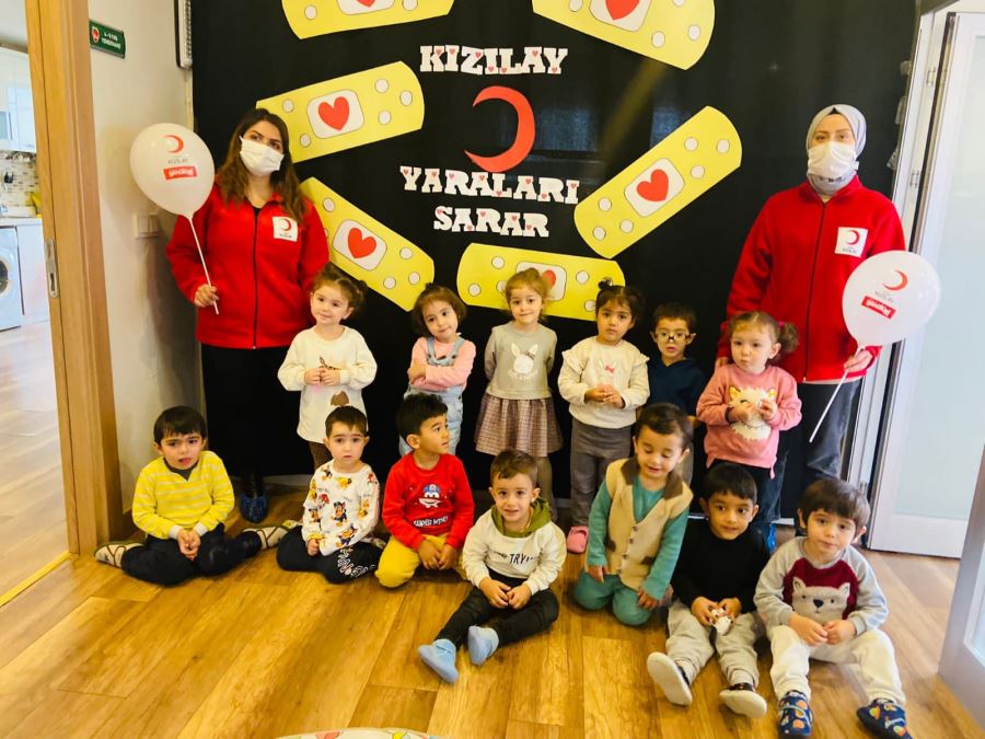 ÖĞRENCİLERE KIZILAY'I ANLATTILAR