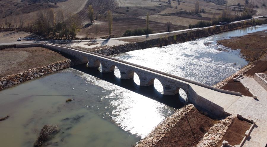 Dinlenme odalı 'Boğaz Köprüsü'