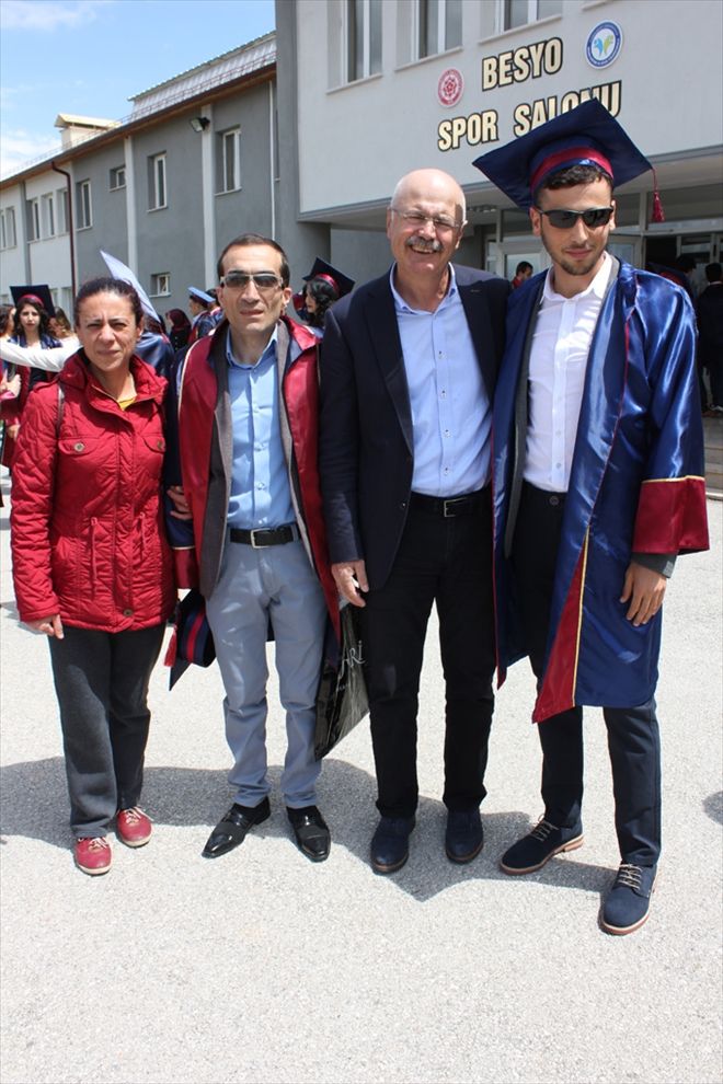 MİLLİ SPORCULAR MEZUN OLDU