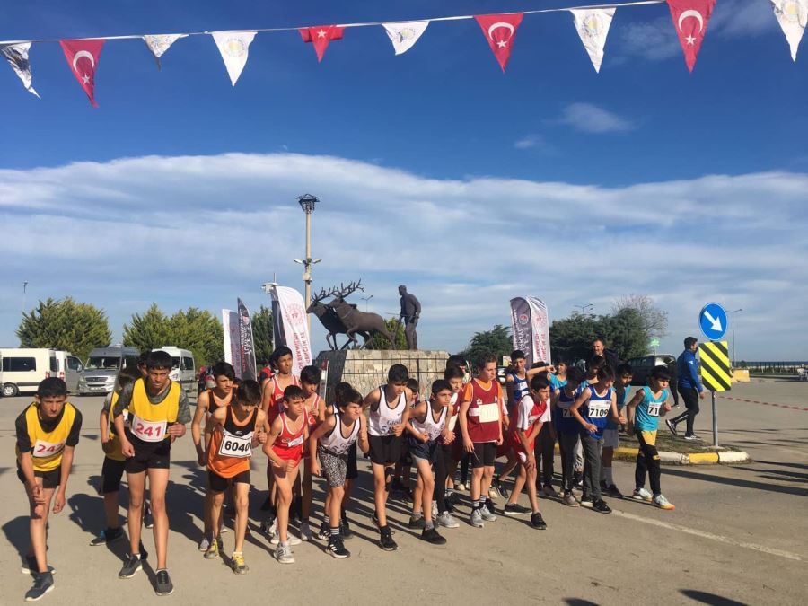 Sivaslı atletler damga vurdu