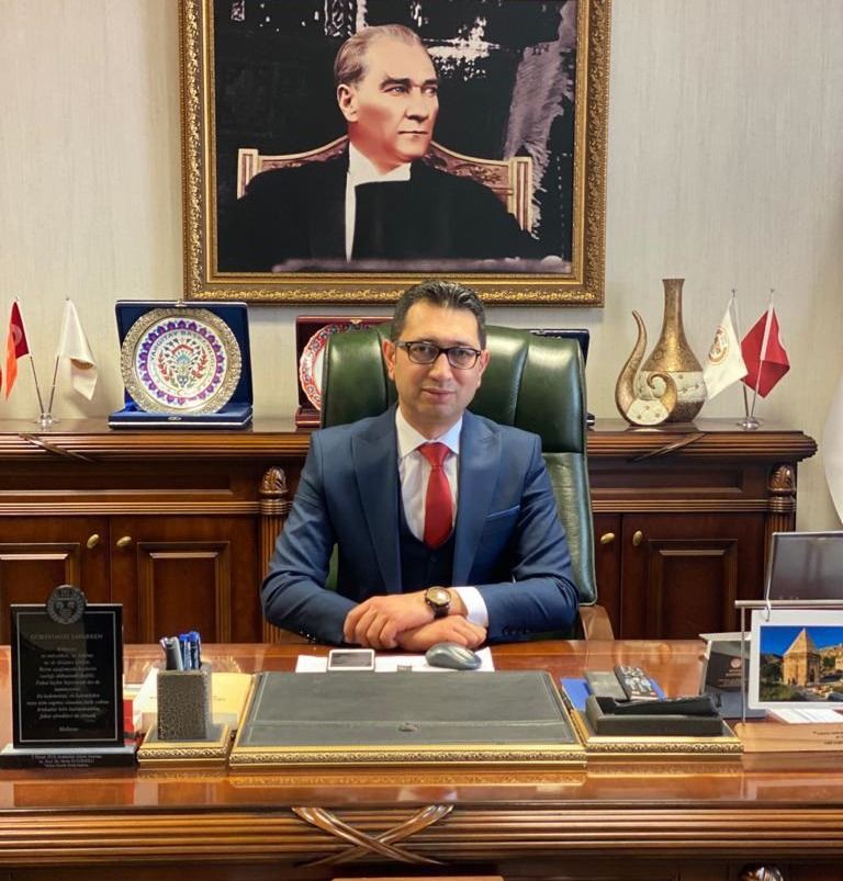 İNSAN HAKLARI HİÇBİR ÜLKENİN TEKELİNDE DEĞİLDİR