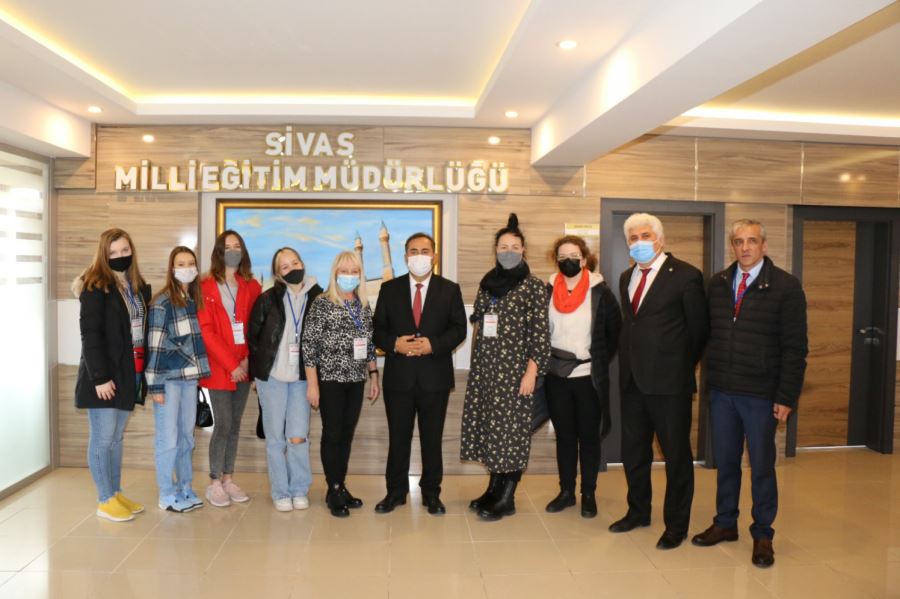 Dijital bağımlılığa dikkat çekiyorlar