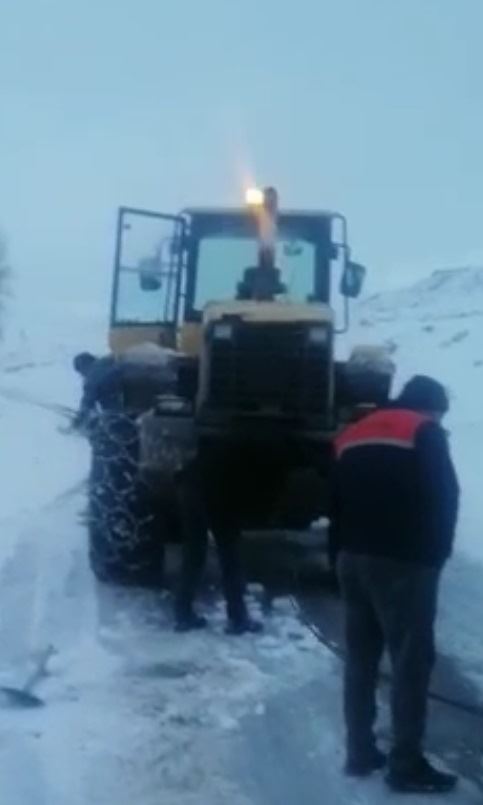 MAHSUR KALAN EKİP KURTARILDI (VİDEO)