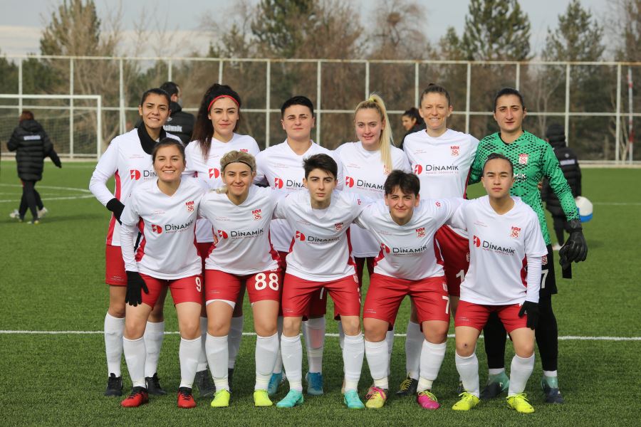 Yiğido Kızlar, Hakkari virajında