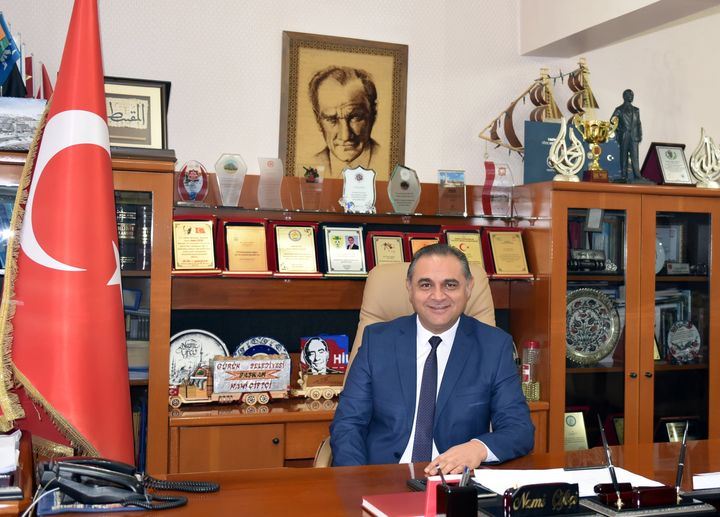 YENİ YIL HAYIRLAR GETİRSİN