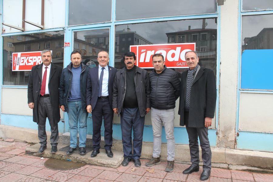 MUHTARLARDAN KUTLAMA ZİYARETİ