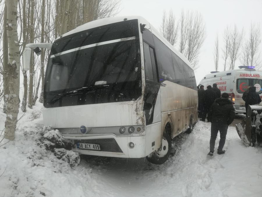 27 öğrenci hafif yaralandı (Video)