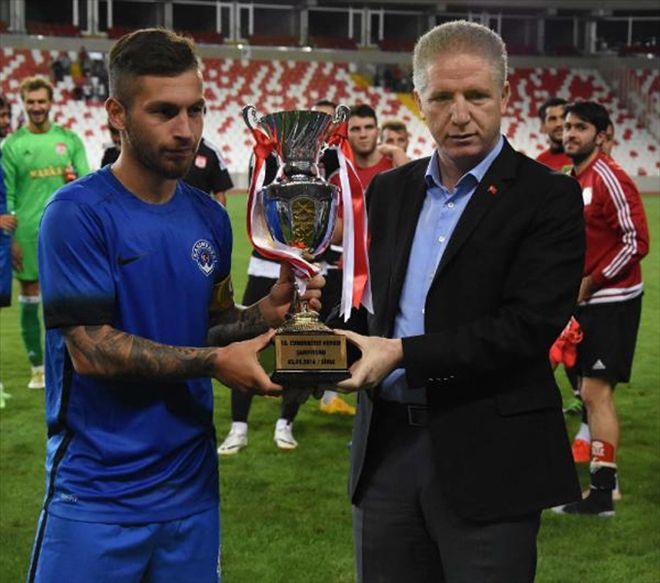 KUPADA KONUK KİM OLACAK?