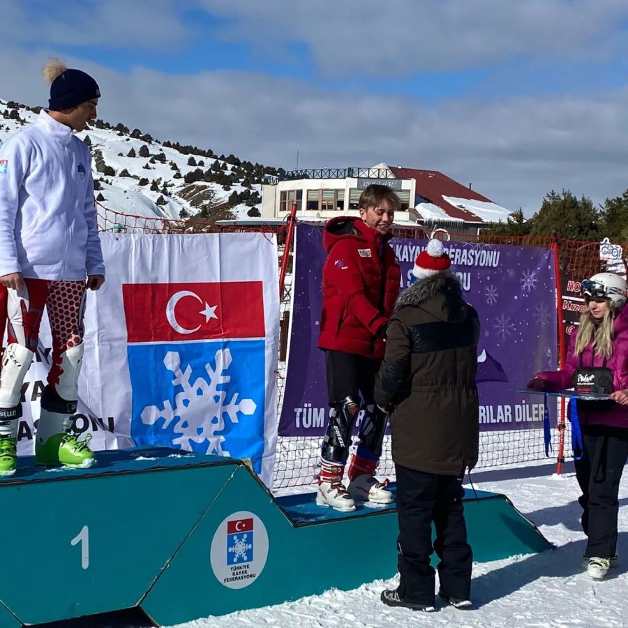 Kayakta bronz madalya geldi
