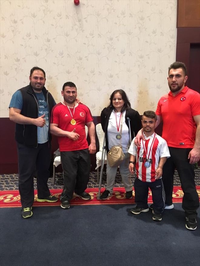 DOĞAN VE KAYAPINAR MİLLİ TAKIM KAMPINDA