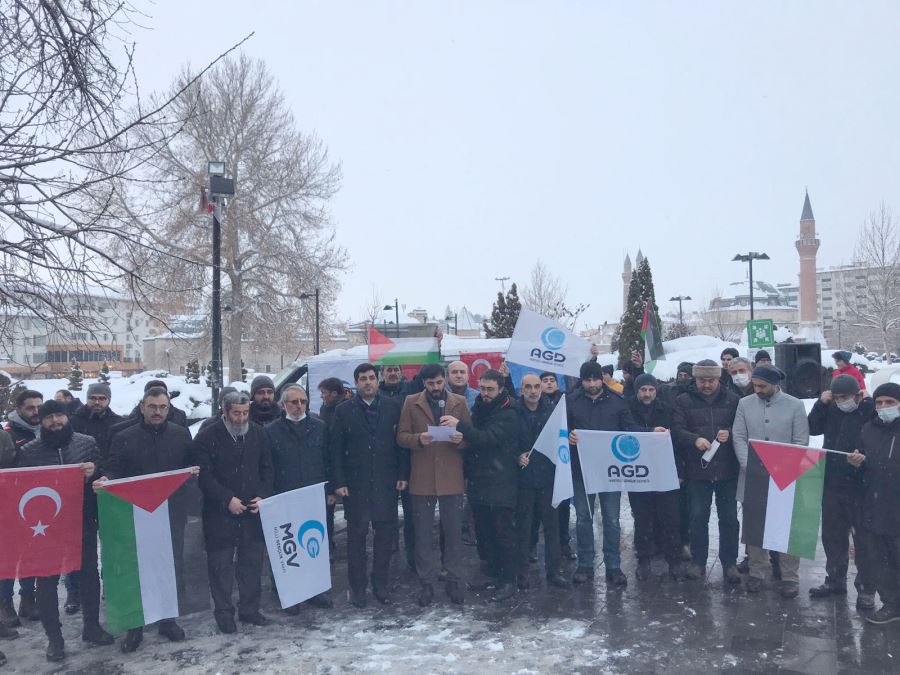 İSRAİL CUMHURBAŞKANINA TEPKİ