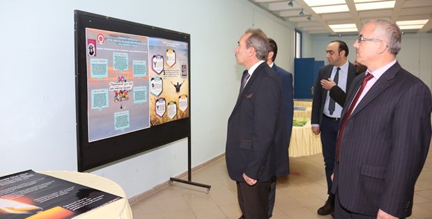 CÜ`DE `KİTAP OKUYORUZ` ETKİNLİĞİ