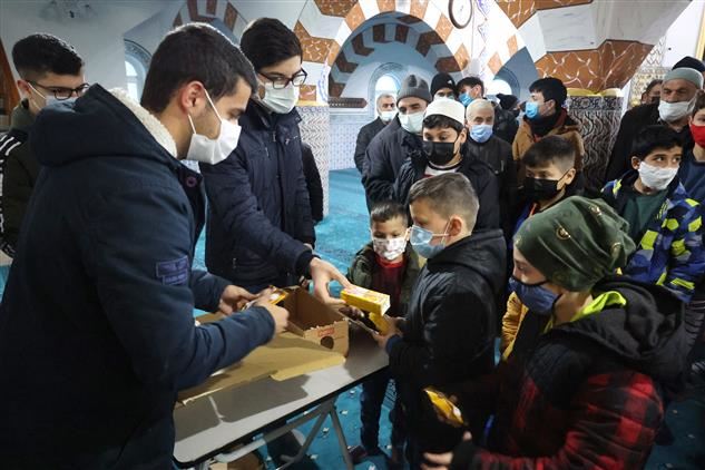 Camiler yeniden çocuklarla doldu