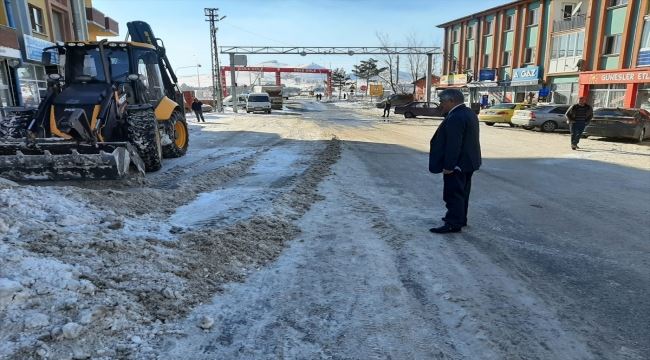 Kar temizliği devam ediyor