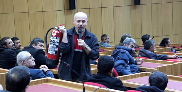 ÖZEL İDARE PERSONELİNE ACİL DURUM EĞİTİMİ VERİLDİ