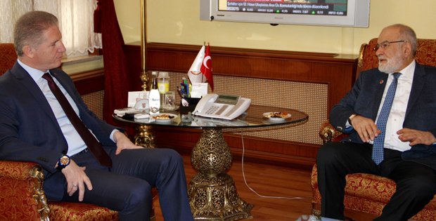 KARAMOLLAOĞLU: TÜRKİYE ZOR BİR SÜREÇTEN GEÇİYOR