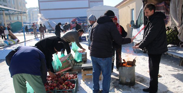 SOĞUK HAVA EMTİA PAZARINI VURDU