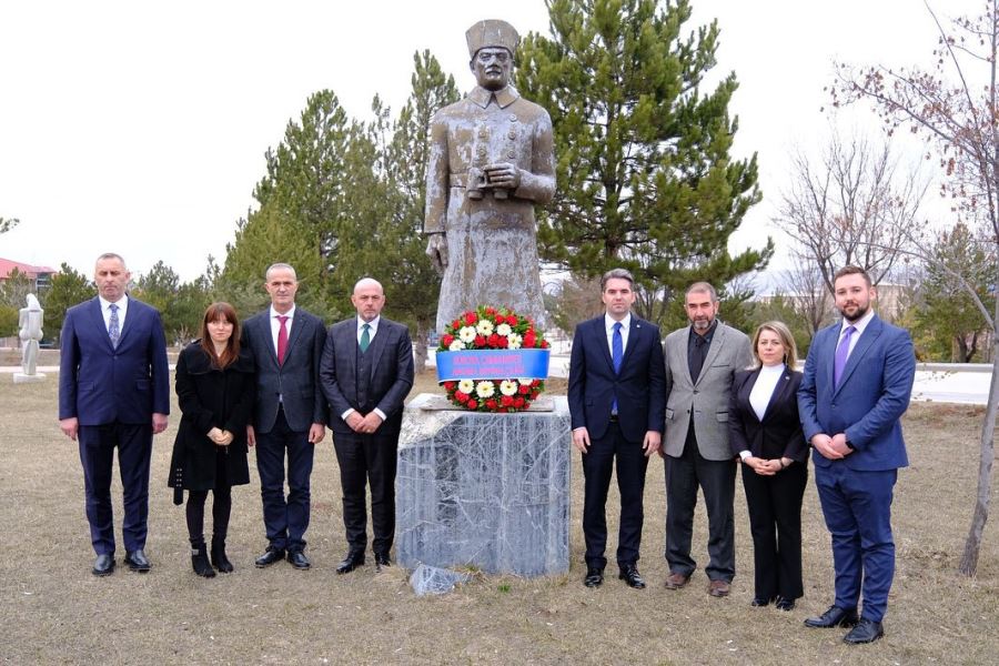 Kosova kahramanı Jashari anıldı