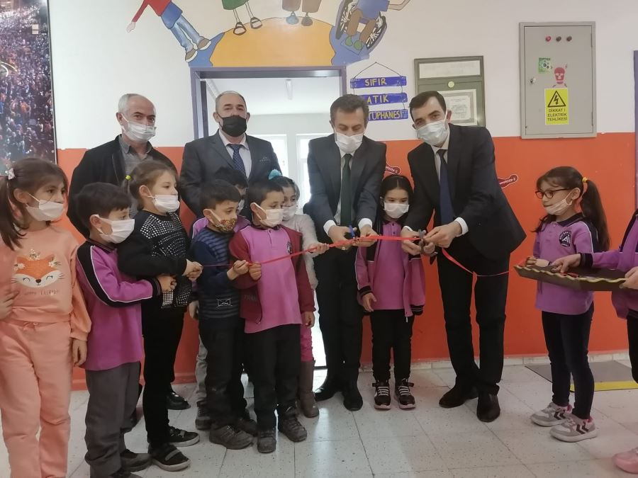 Sıfır atık kütüphanesi açıldı